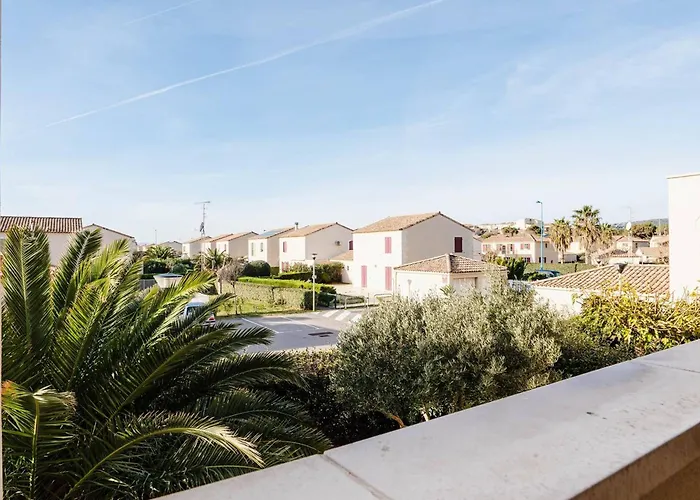 T3 Climatise Avec Piscine, Balcon, Parking, A 400m De La - Narbonne-plage - Fr-1-409-30 Διαμέρισμα Ναρμπόν